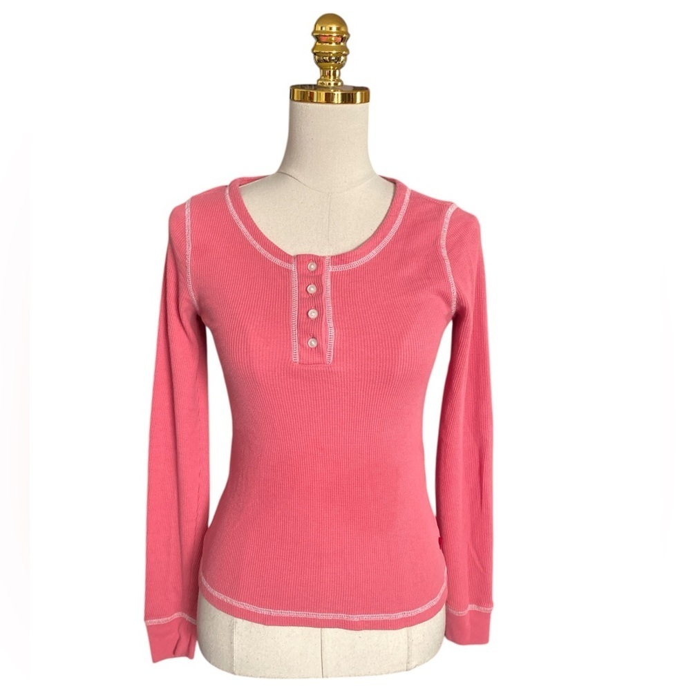 Levi's Pink Long Sleeve Henley Tee Women’s Size Small